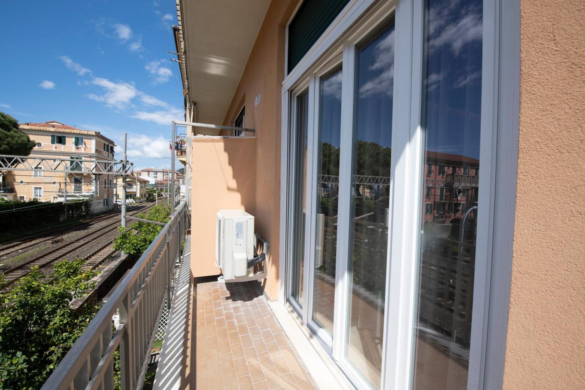 243B - Appartamento Mignon - Sara Home Chiavari, 200Metri Dal Mare Eksteriør billede